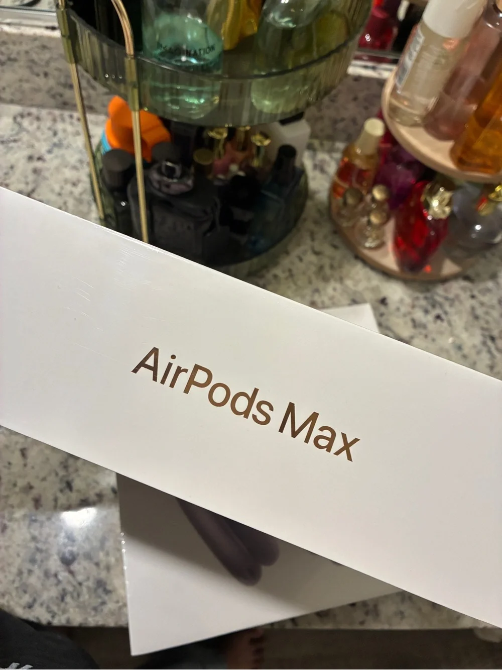 Apple AirPod Max 2 Headphones in Coral/Pink